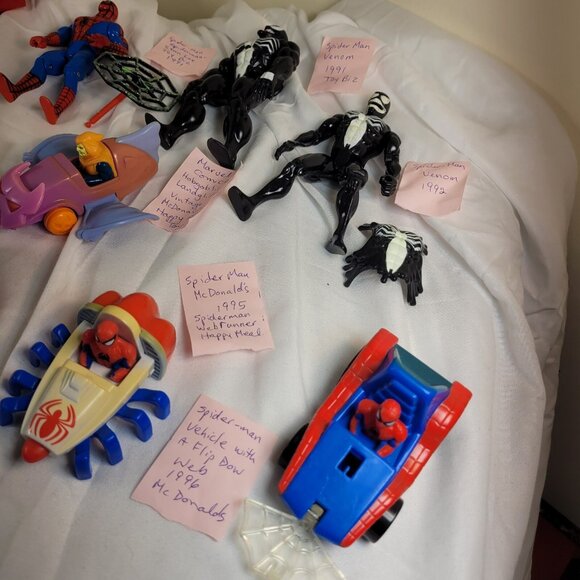 Spiderman Figure Lot of 6 NEAR MINT Venom Man-Spider Radioactive - Picture 12 of 16